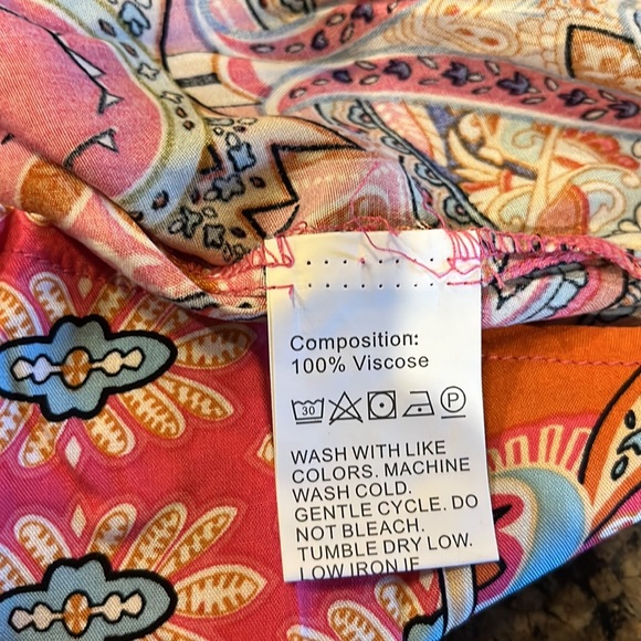 Boho pink random designs. on or off the shoulder Pink, turquoise, blue, white - Picture 13 of 14